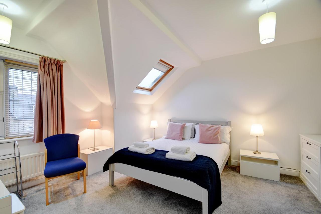 Spacious Victorian Townhouse Near Hcc With Off Street Parking Harrogate Zewnętrze zdjęcie